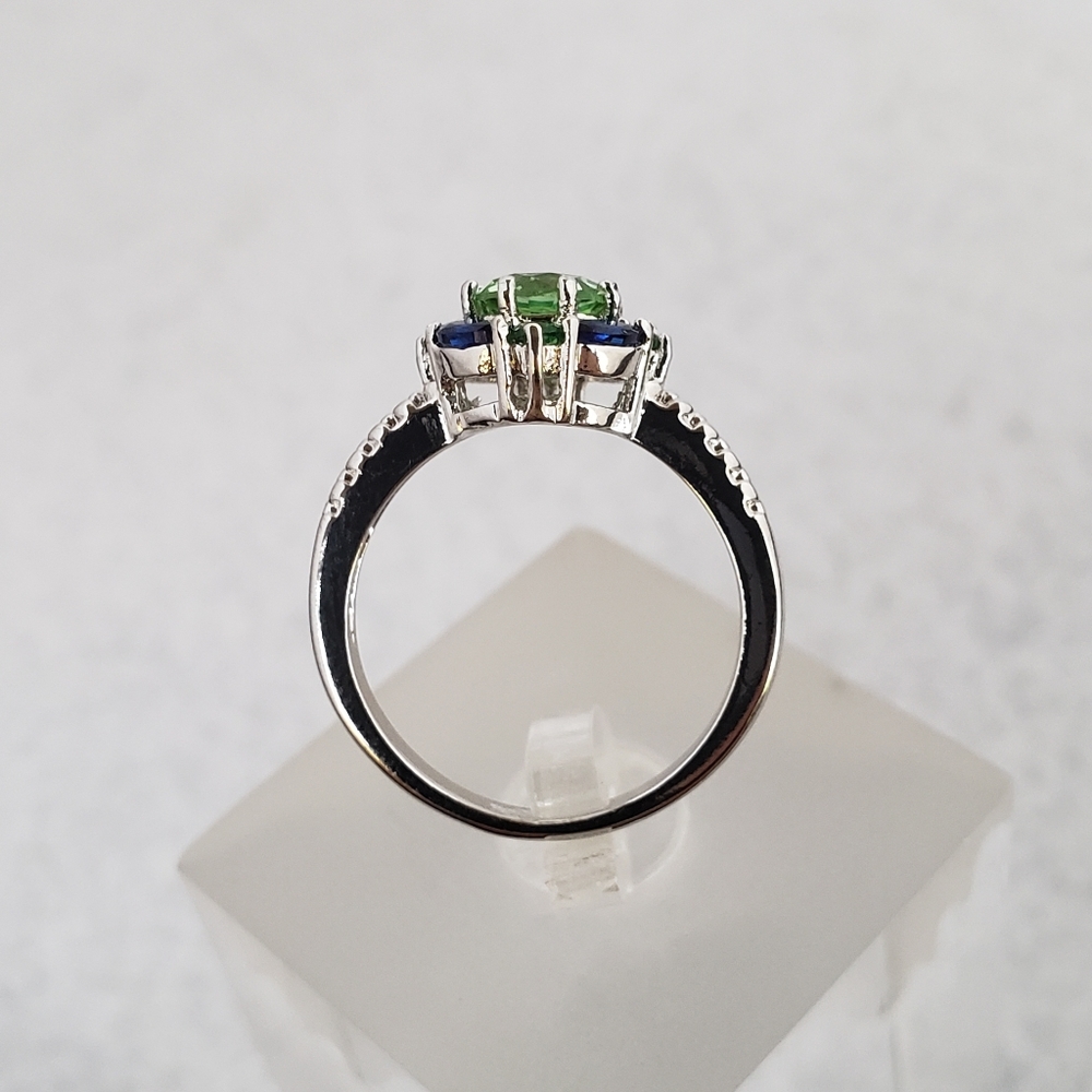 18k Mandala Ring - Picture 4 of 8